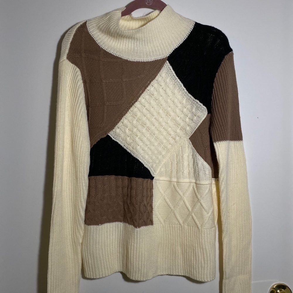 A1❄️AllegraPull over turtleneck sweater